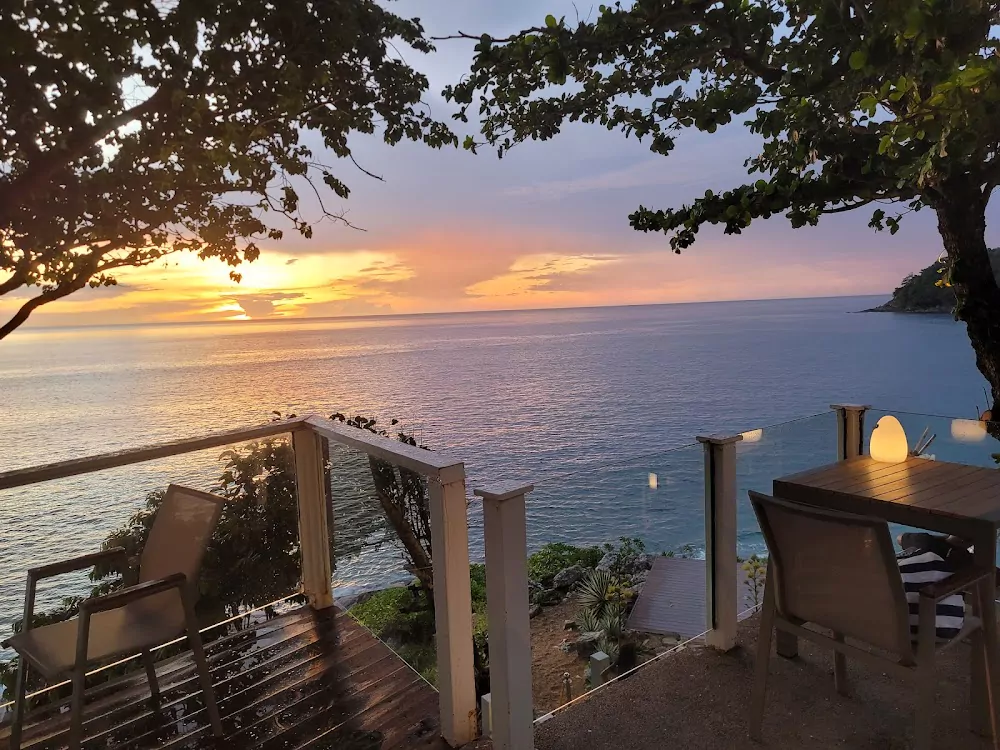 Карон, Cape Rock Cuisine как добраться