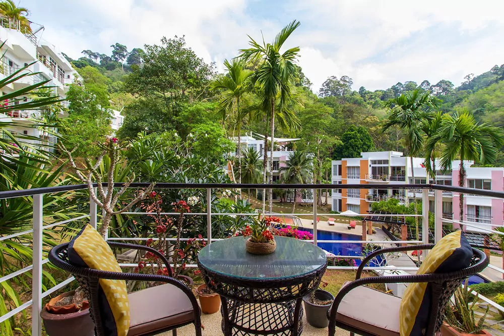 Kamala, Kamala Hills Estate working hours