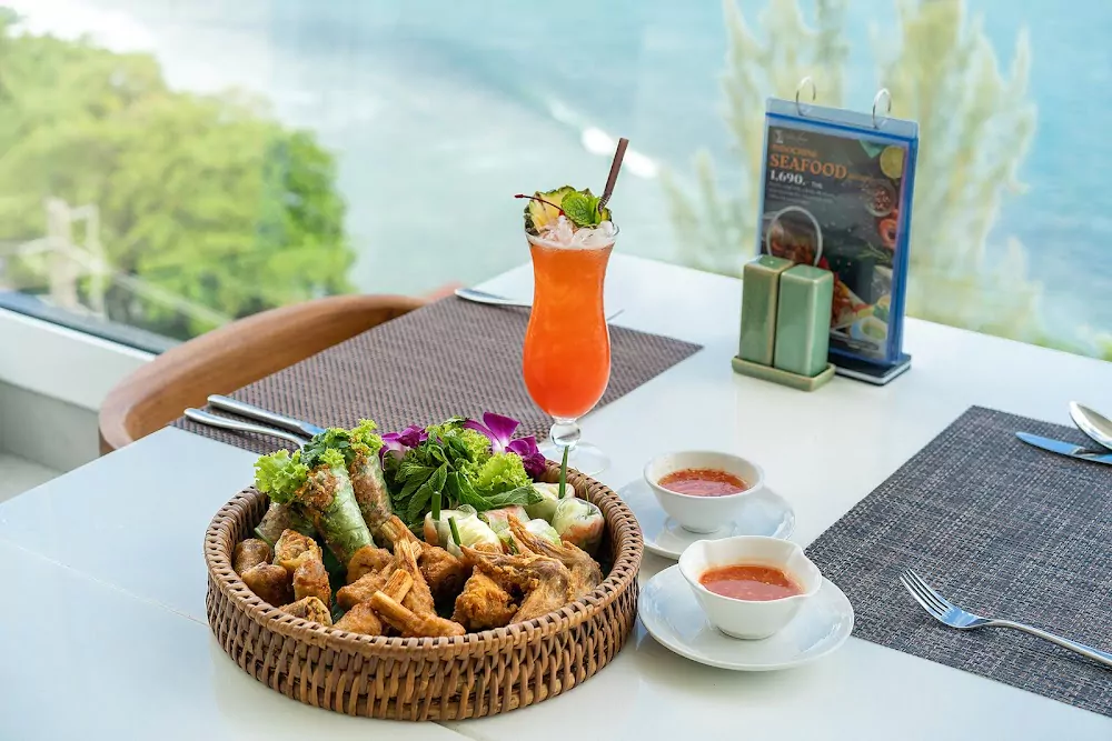 Патонг, IndoChine Waterfront Restaurant добраться самостоятельно