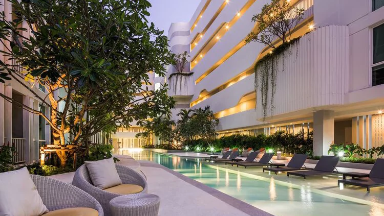 Phuket Town, The Base Downtown Condominium explore