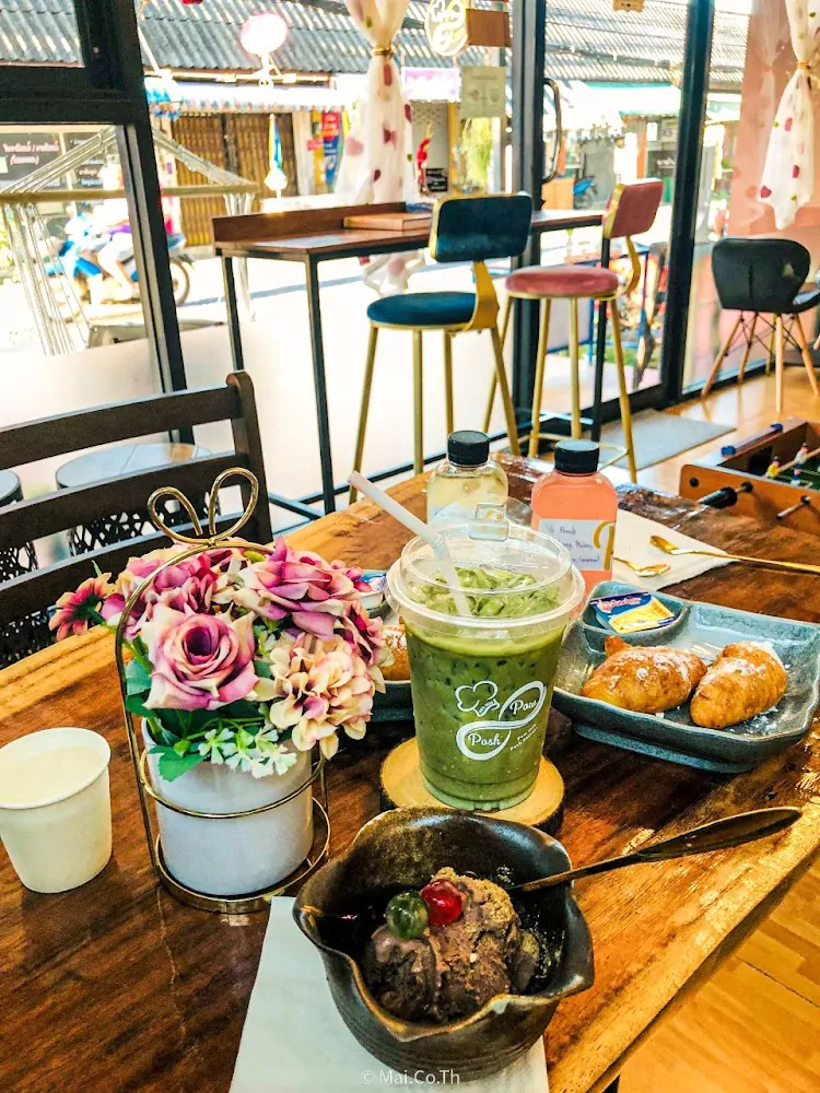 Phuket Town, Posh and Pow Club Café how to reach