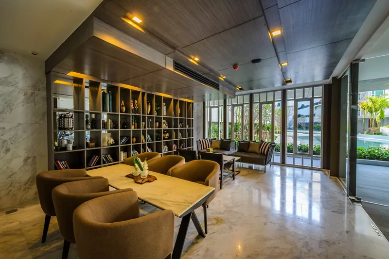 Phuket Town, The Base Downtown Condominium directions