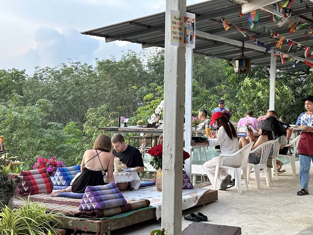 Karon, Big Buddha Art Cafe & Restaurant opening hours