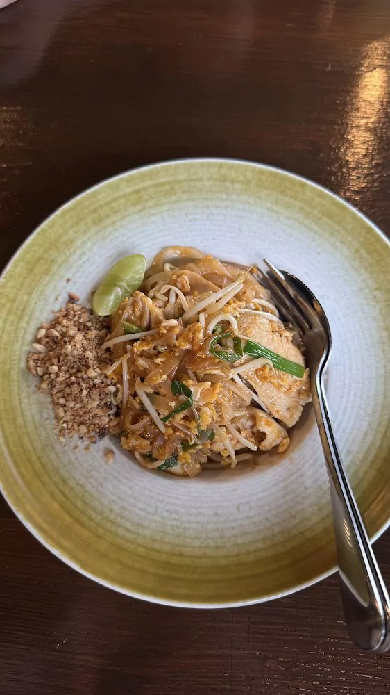 Банг Тао, NONAME Phuket посетить