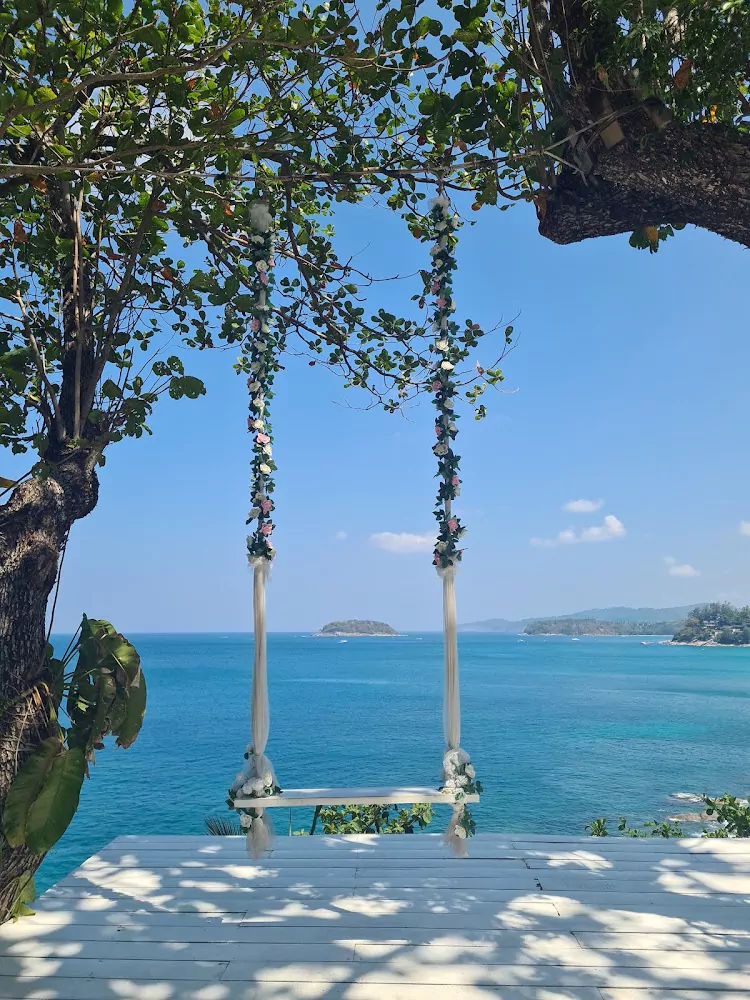 Kata, Rock Beach Swing location