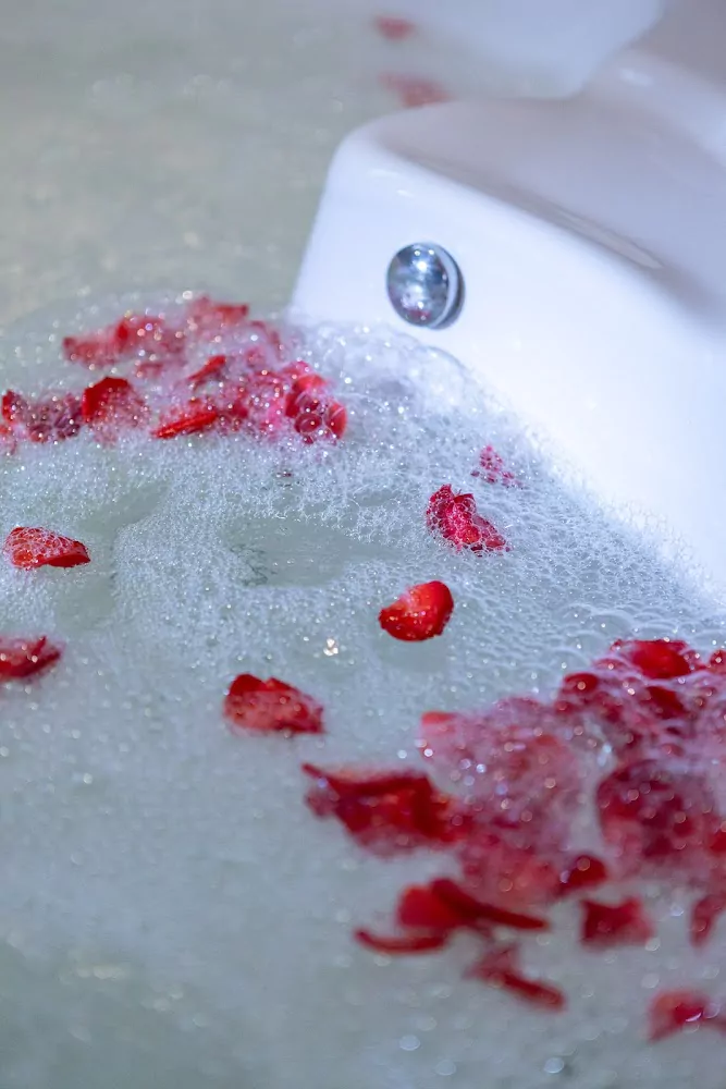 Раваи, The Nai Harn Collective — Boutique Hotel and Spa адрес