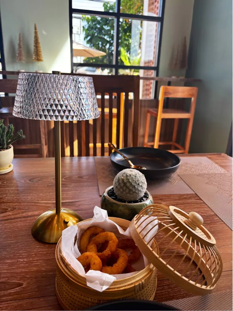 Mai Khao, Runway Café and Bar route