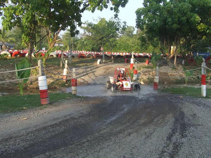 _4yf2SGxkTZHxu-wPQ3zOBtraH3Bl75X