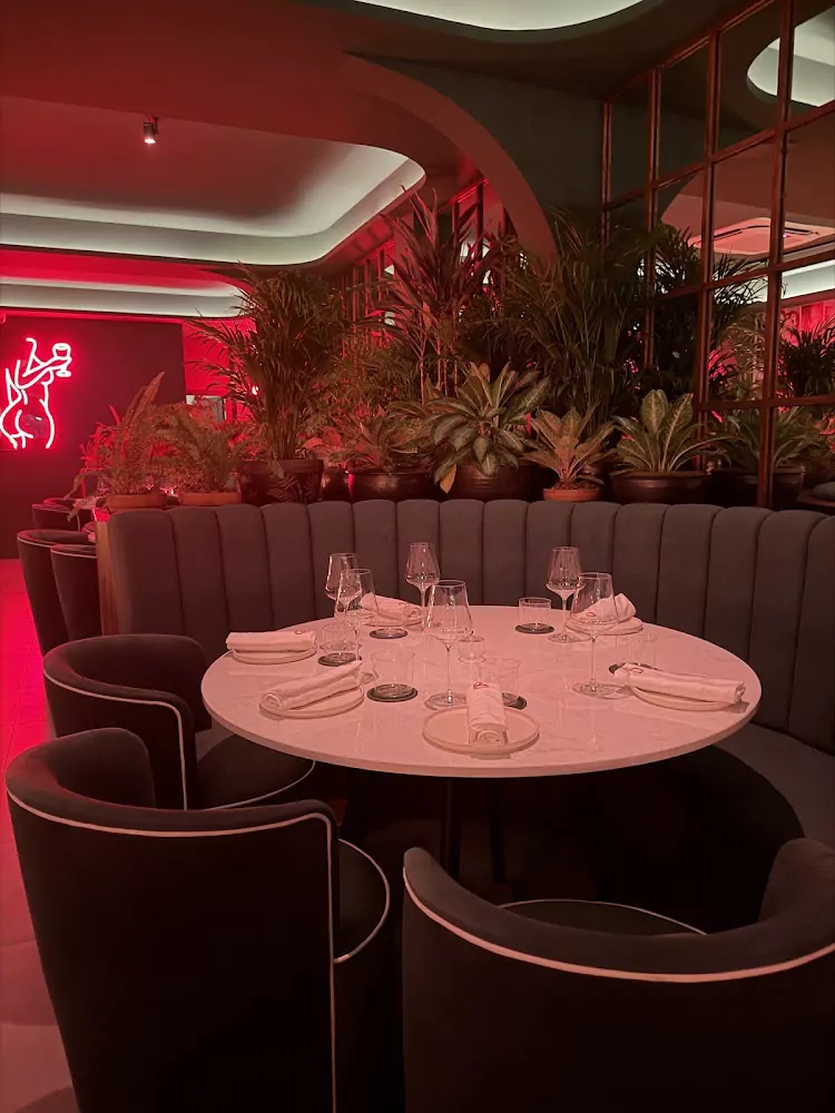 Bisou Phuket — French Restaurant точный адрес