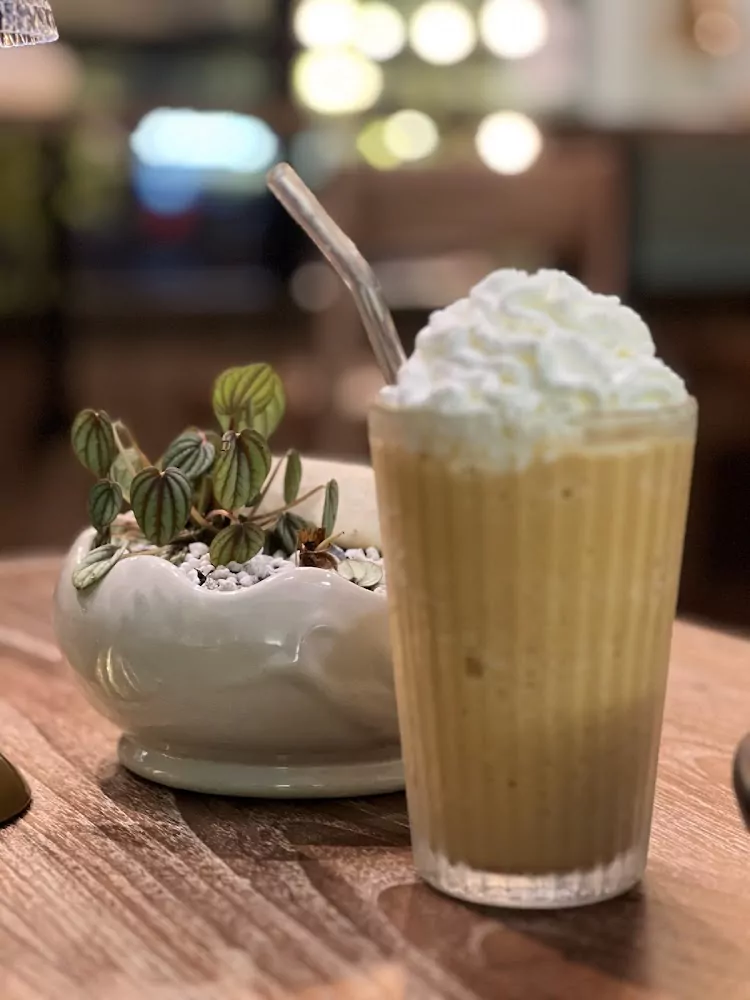 Mai Khao, Runway Café and Bar location