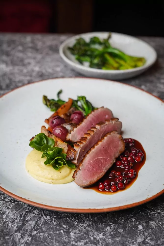 Bang Tao, Issara Restaurant & Bar – Boat Avenue how to reach