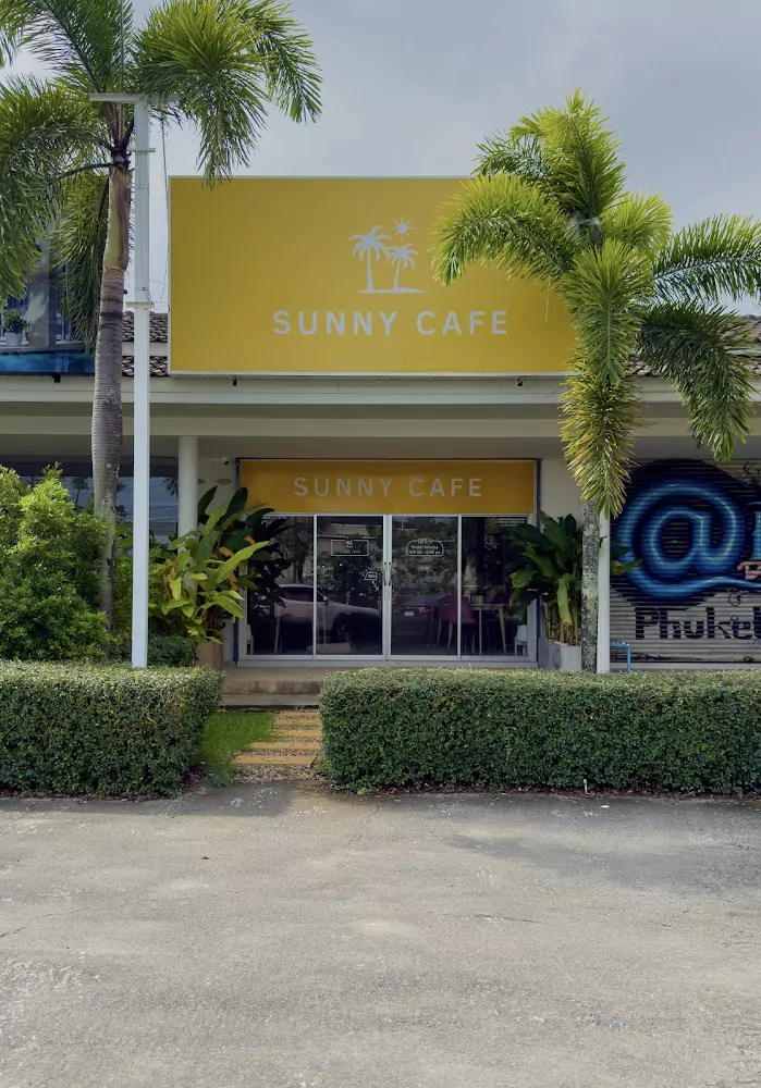 Bang Tao, Sunny cafe route