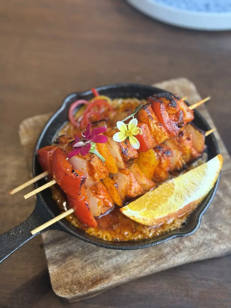 8-IkQxKbE32j0VdoiyI9GQrZZMNuVk26