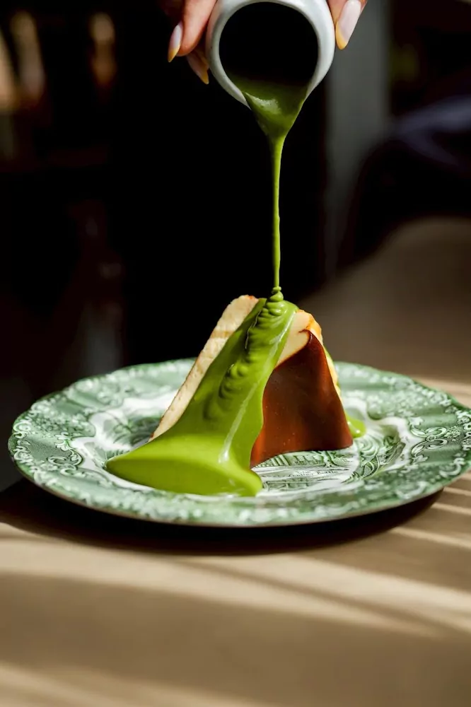 Bang Tao, Day & Night Of CherngTalay working hours