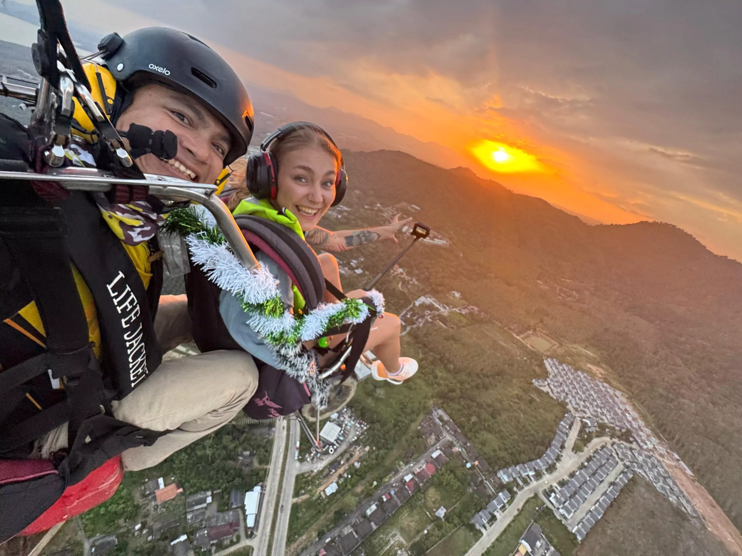 Dmg2hHRSHr–Qevw9OuwyGUOcJinQaxU