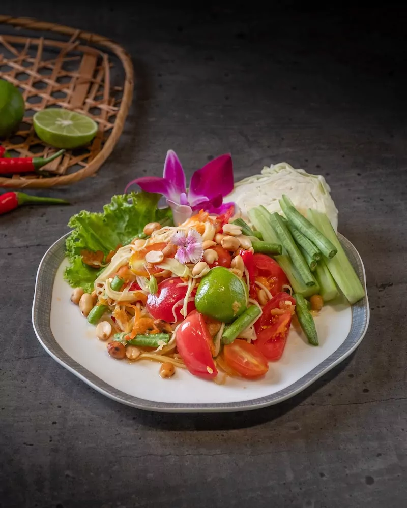 Ko Kaeo, Aim Lounge Phuket route