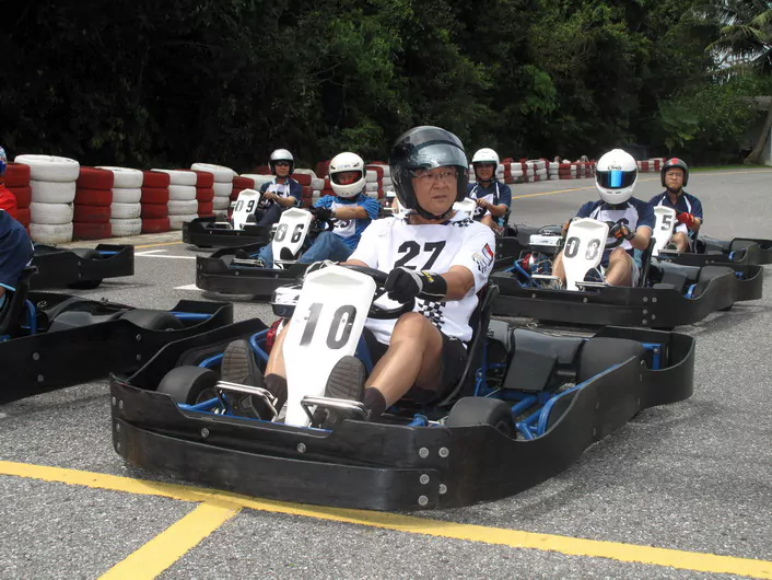 ExrBDufOsw5dpNF2gVkvx2uECi99vIUU