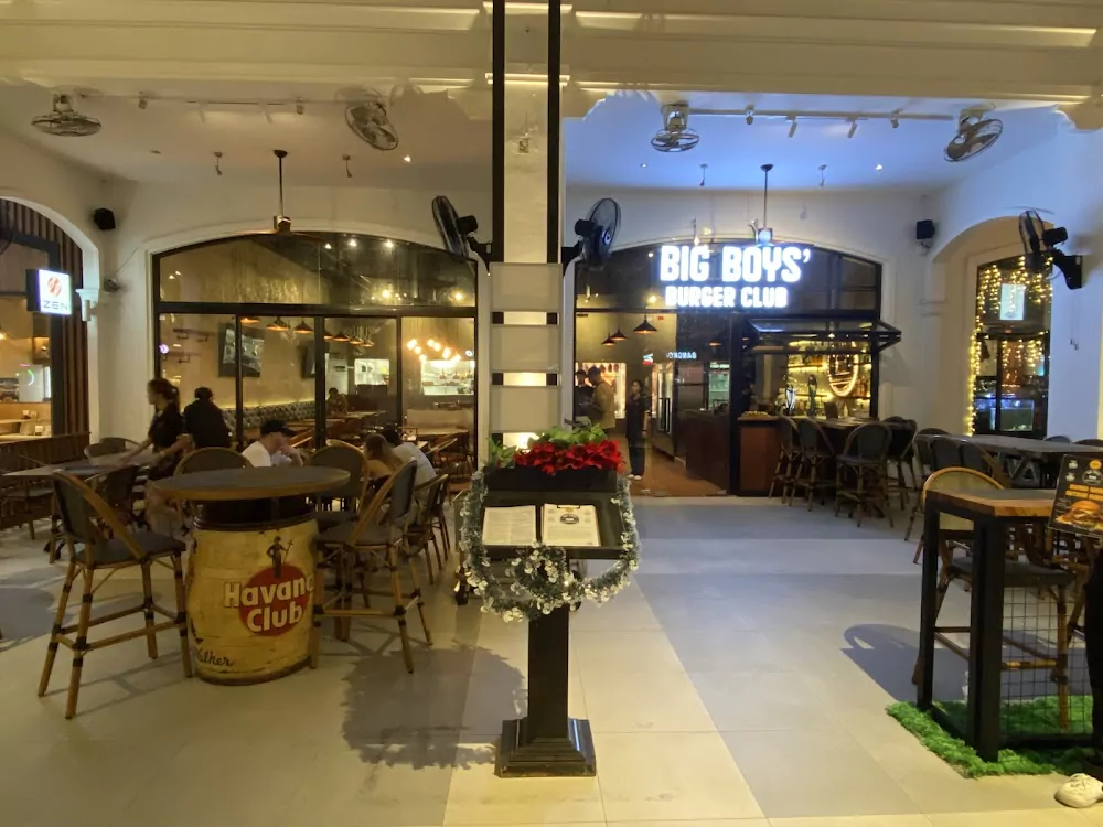 Patong, Big Boys’ Burger Club — Jungceylon Patong visit