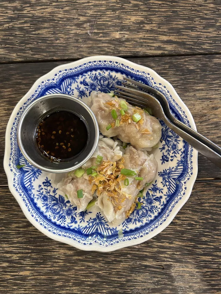 Patong, Baan Prik Thai Hom how to get there