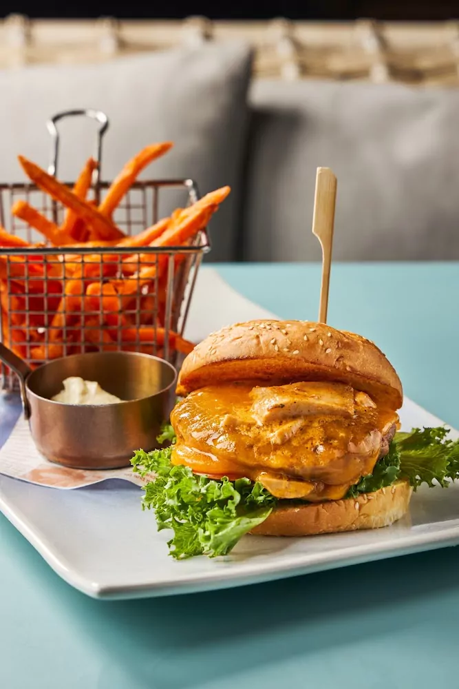 Kata, The Harbor Restaurant working hours