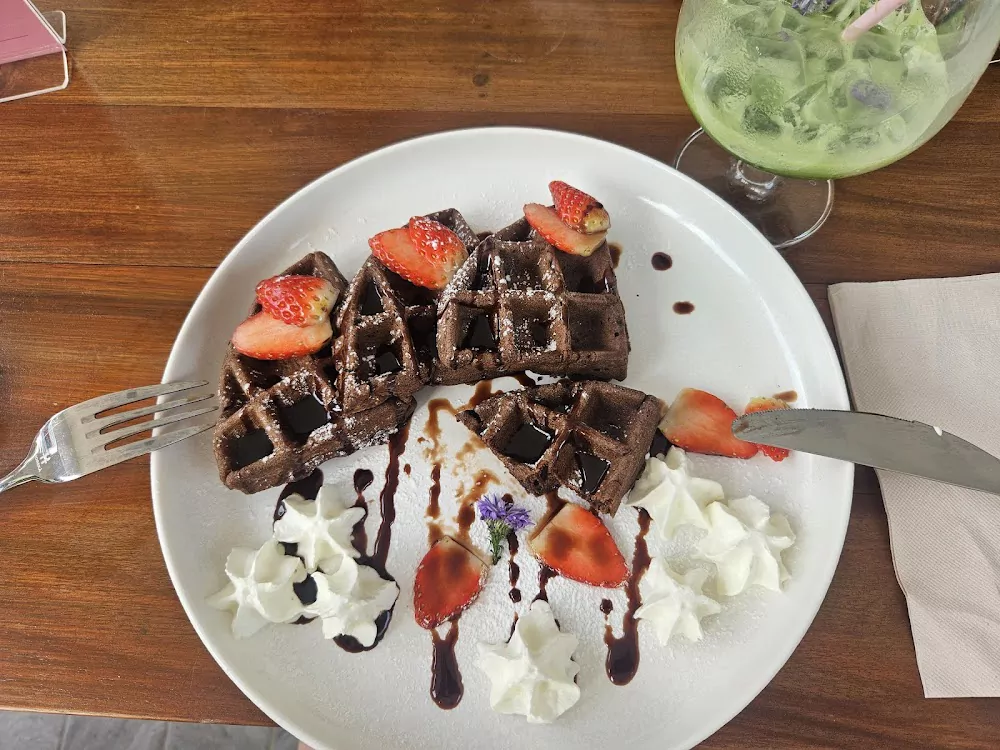 Сурин, FAVE Café & Bar маршрут