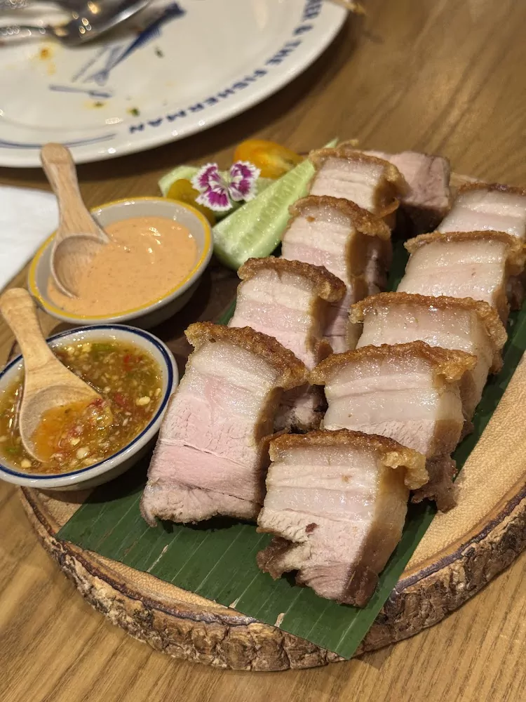 Bang Tao, The Farmer and The Fisherman Porto de Phuket visit