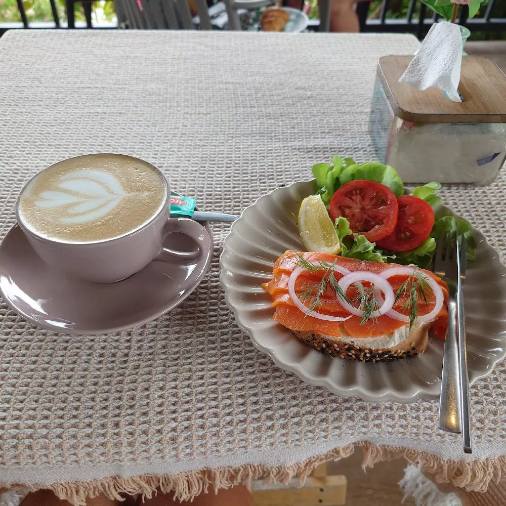 Банг Тао, Sist.ers Cafe посетить