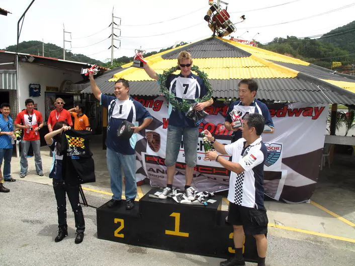 NAkwHI_n4t9mHQrGwDzSMoijP4mgTusY