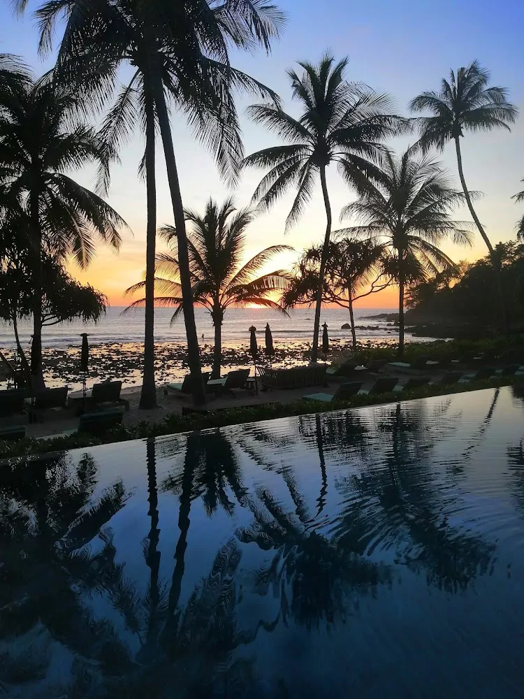 Si Sunthon, Thai Library at Trisara photo