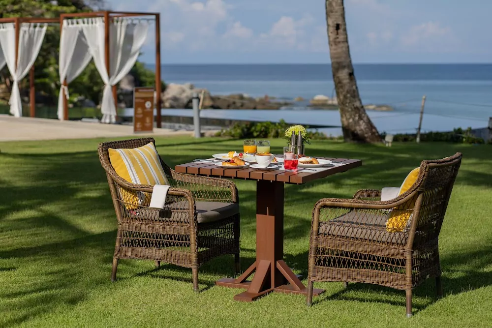 Kata, The Harbor Restaurant how to get there