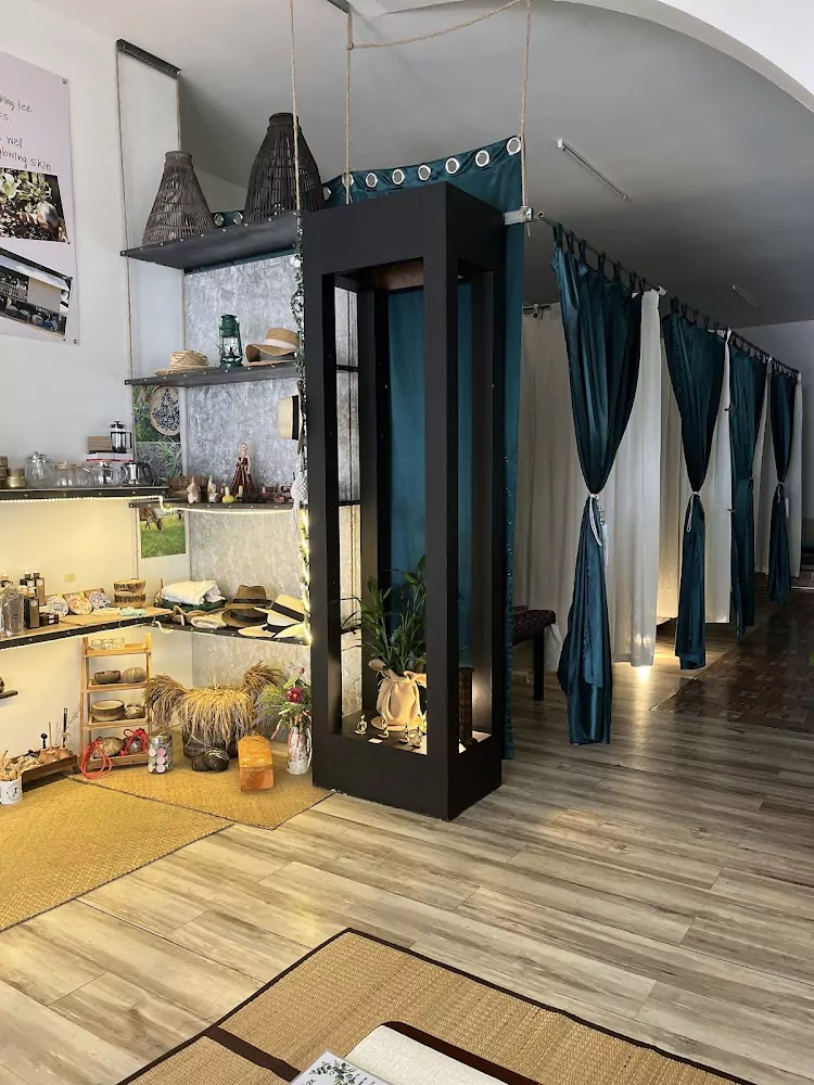 Bang Tao, Ashara Organic Products & Massage route