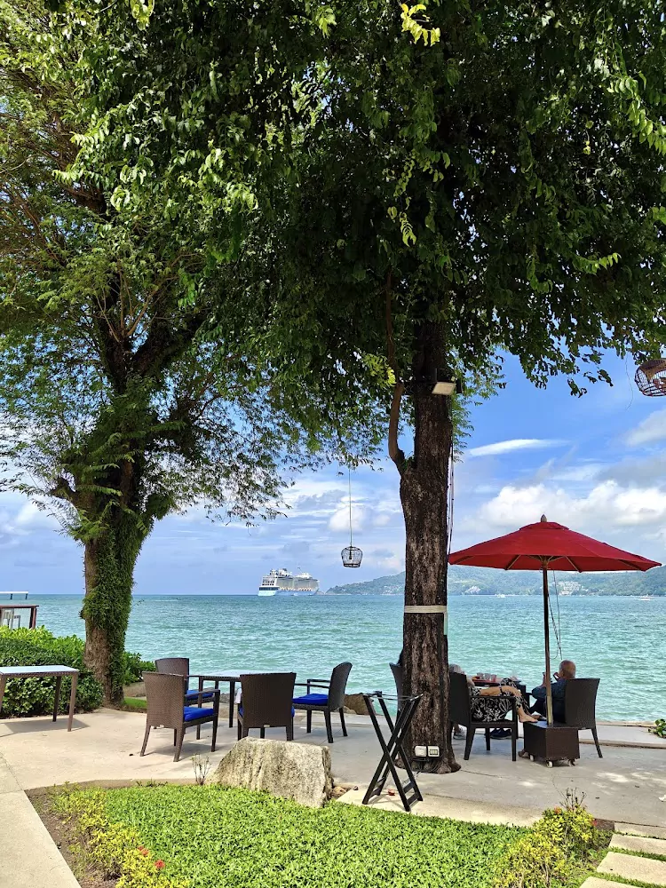 -Tw9H0Gr_kEFdx5pA5MejEsvewDj3m3q