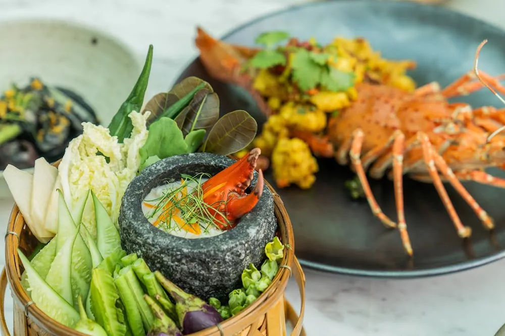 Si Sunthon, Thai Library at Trisara location