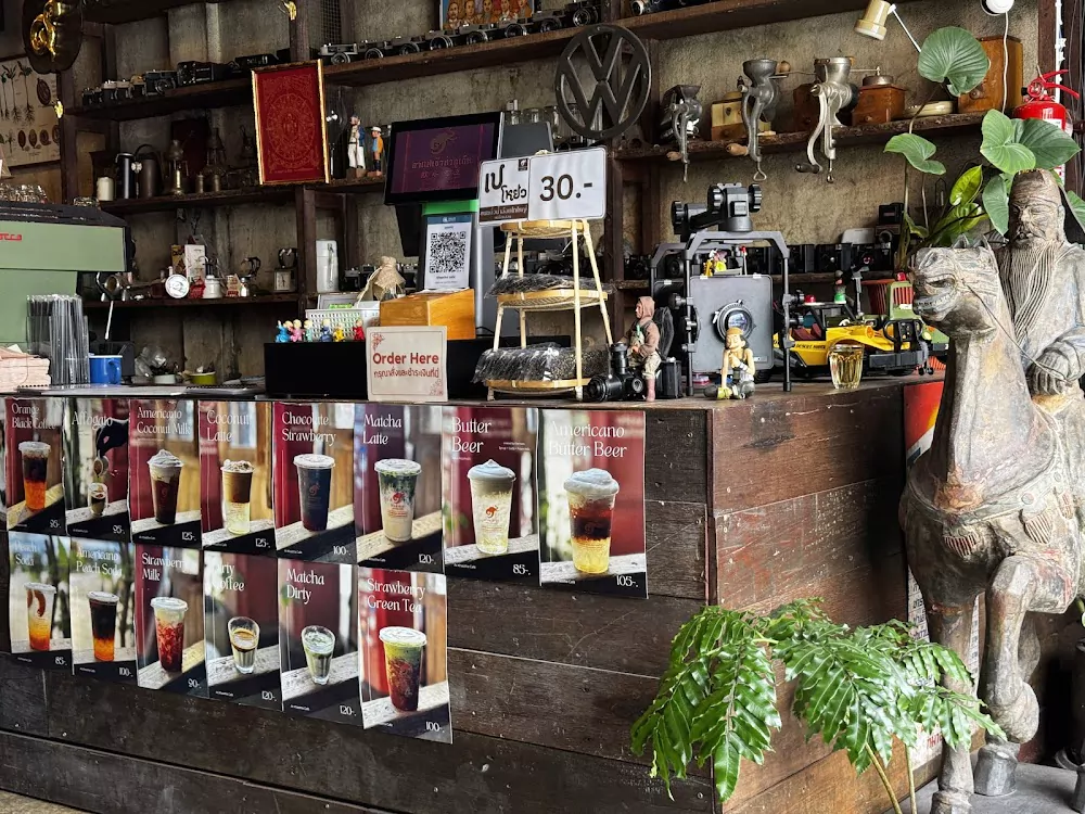 Пхукет таун, Khaotha Cafe Phuket посетить