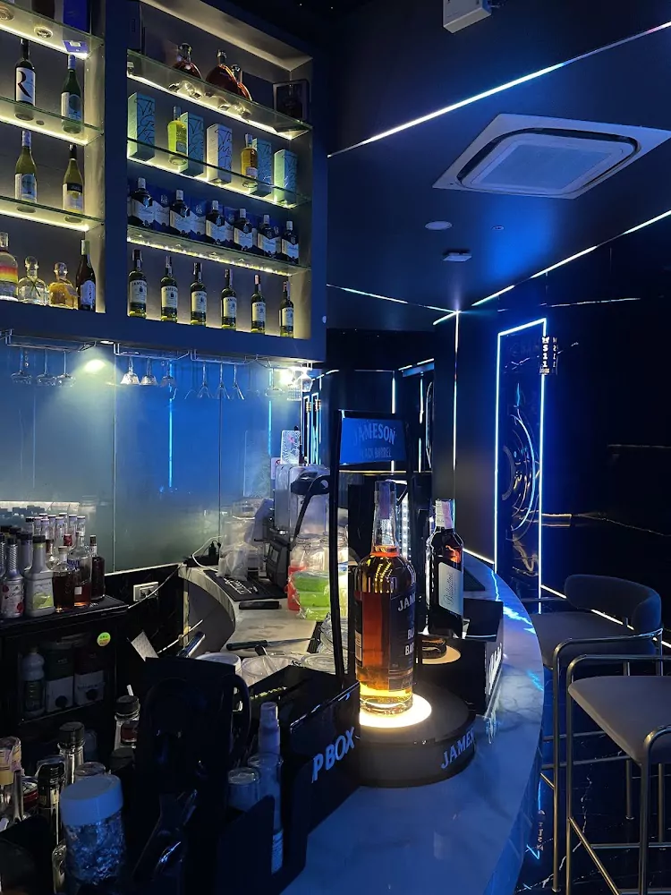 Phuket Town, Helen KTV opening hours