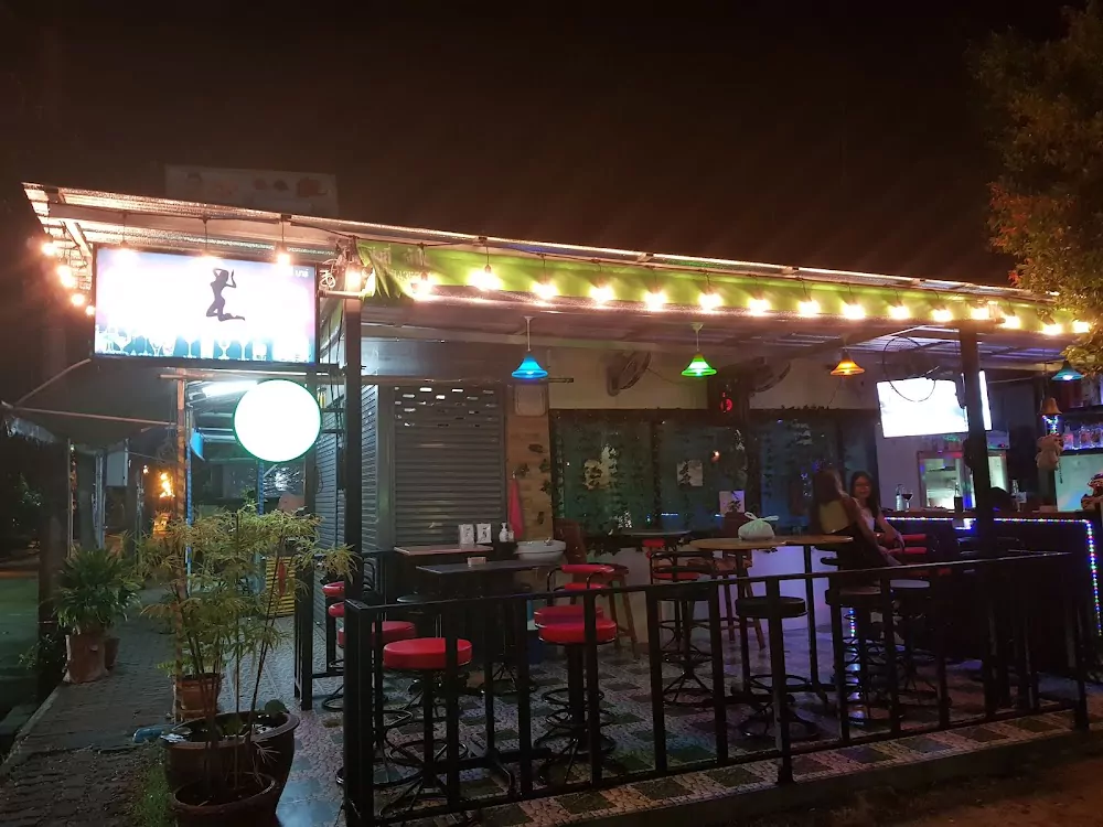 Чалонг, Sunny Bar Chalong фото