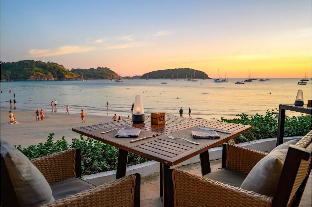 Nai Harn, Rock Salt Restaurant working hours