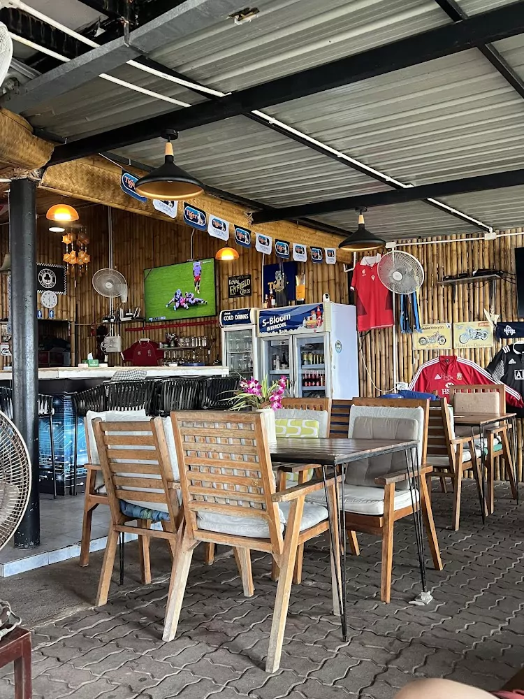 Чалонг, Chalong Pier Restaurant & Sports Bar время работы