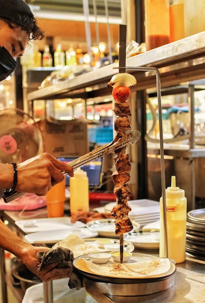 Чалонг, Ali’s Smoke House время работы