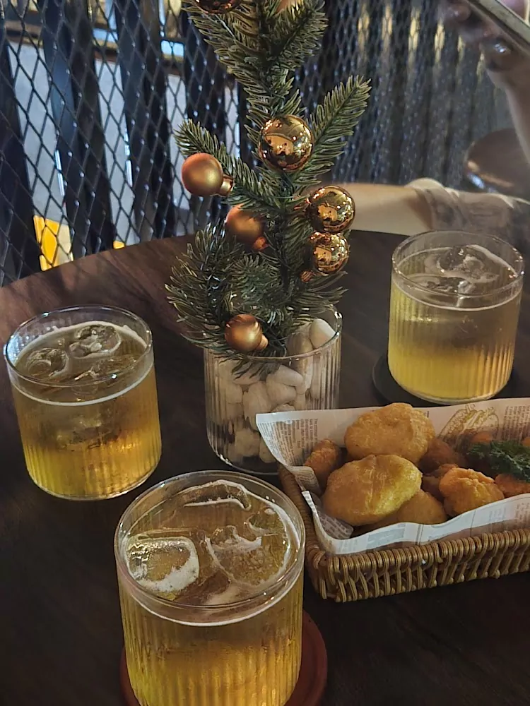 Phuket Town, Rhythm social bar visit