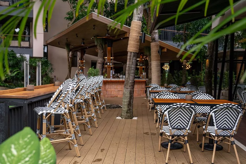 Ката, Canopy Tree Bar посетить