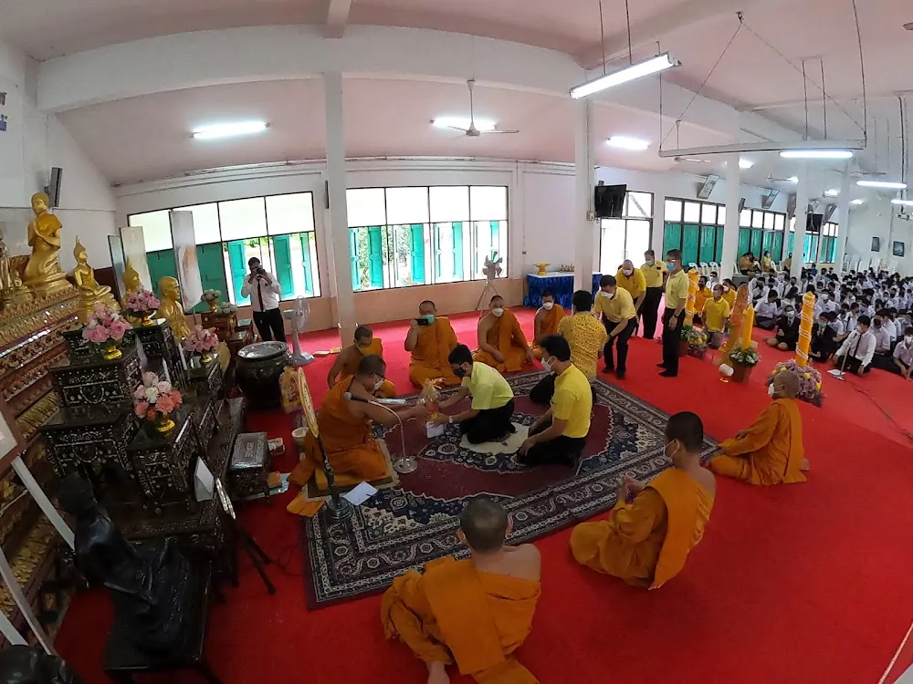 Chalong, Wat Ladthi Wanaram (Wat Tai) working hours