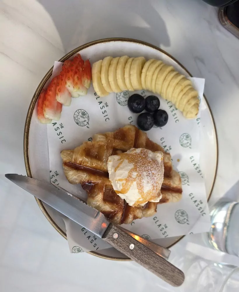 Kathu, The Glassic find