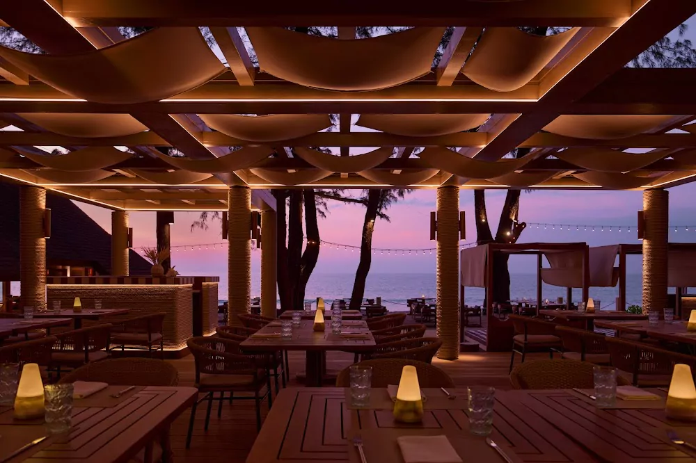 Банг Тао, Casuarina Beach Club время работы