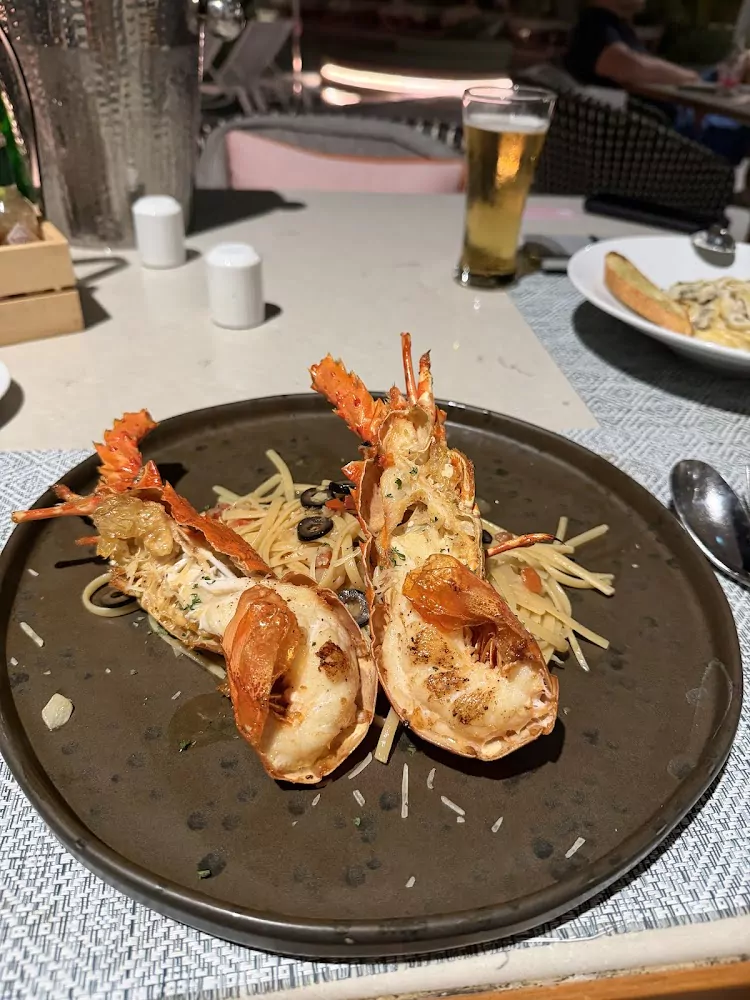 Panwa, Bar Botan working hours