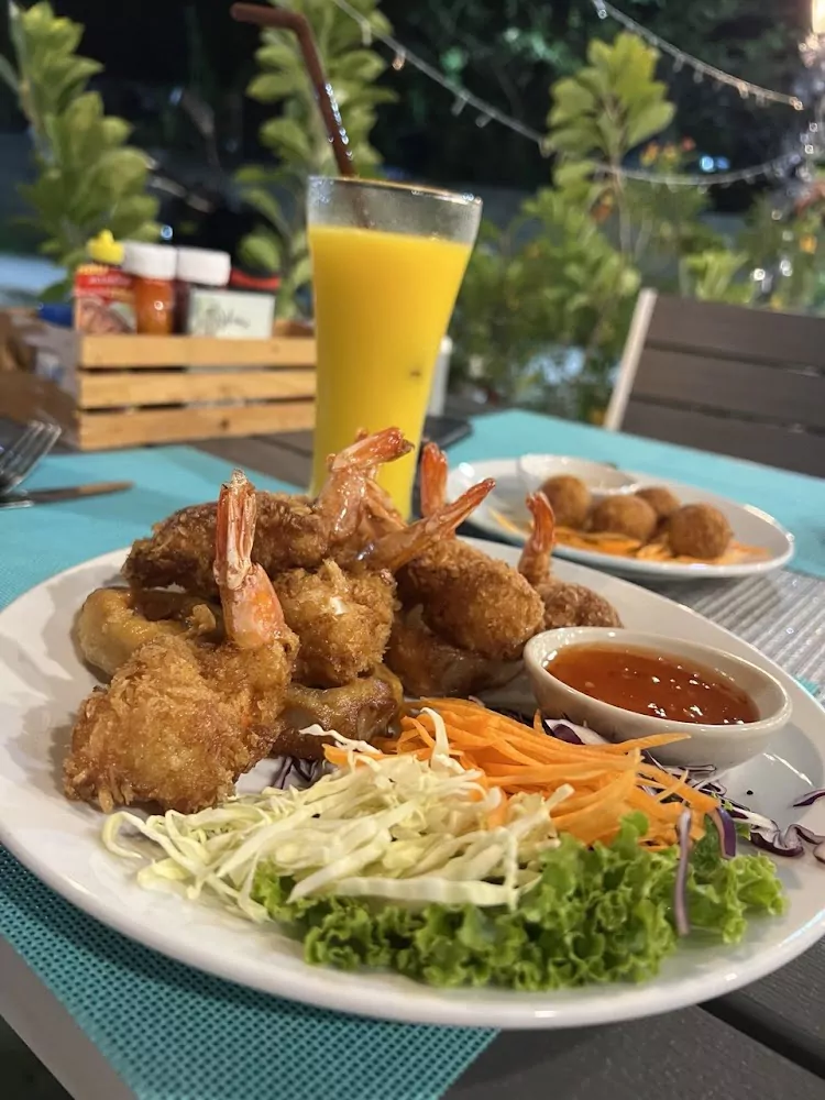 Раваи, The Local Cafe and Restaurant, Rawai Phuket посетить