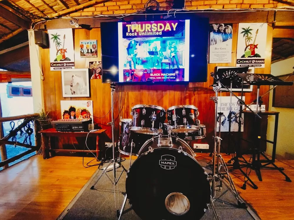 Rawai, Coconut at Rawai Beach opening hours