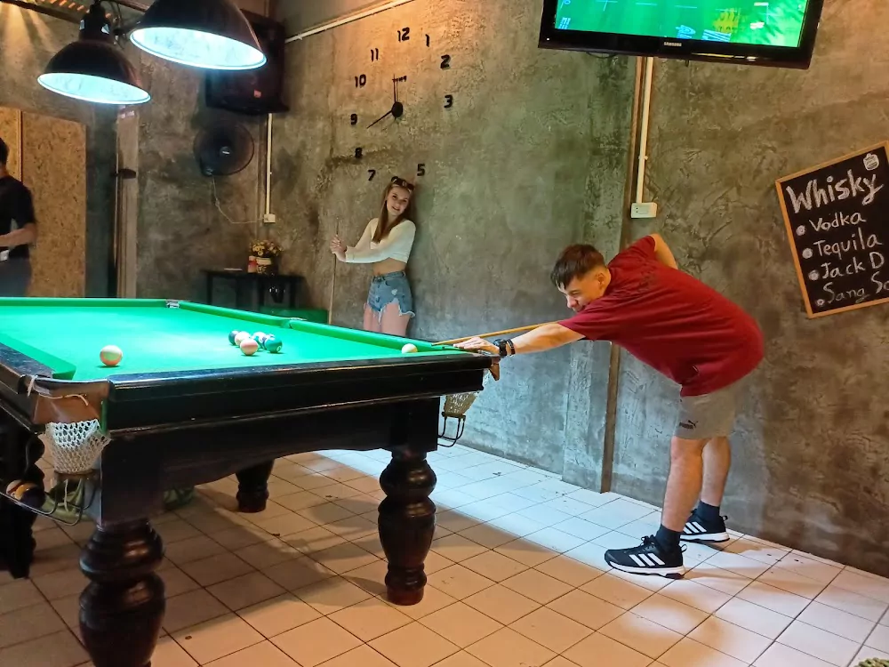 Карон, Number four Sports Bar карта