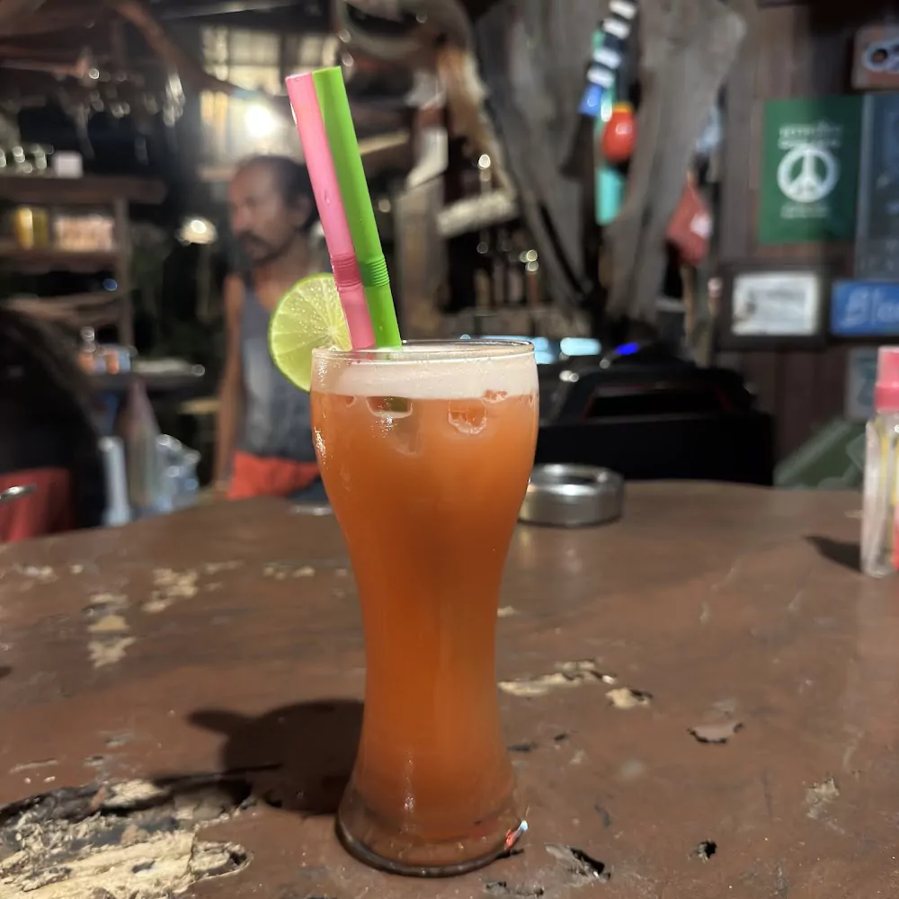 Ката, Black Pearl Art & Bar время работы