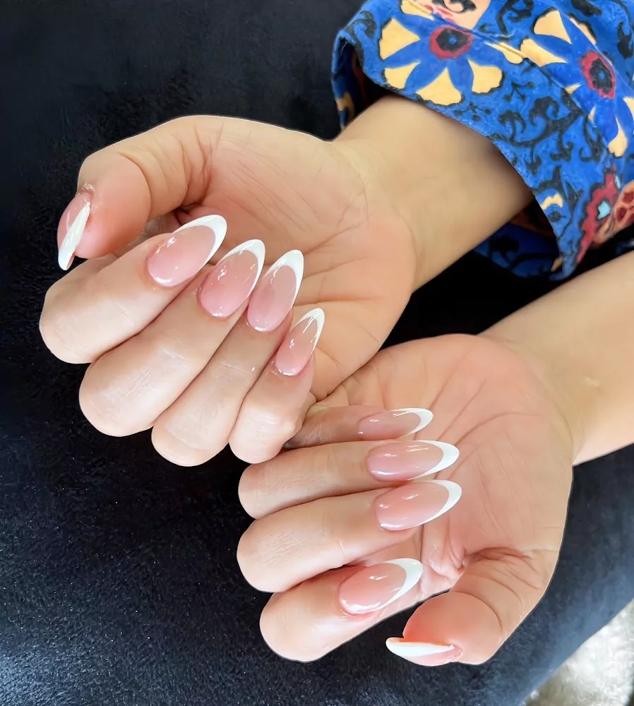 Si Sunthon, Noki Beauty opening hours